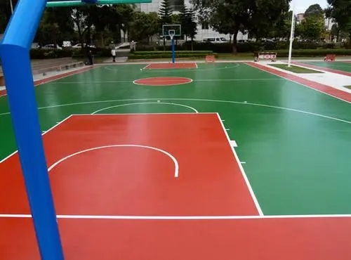 延庆球场地面翻新,裂缝修重要性